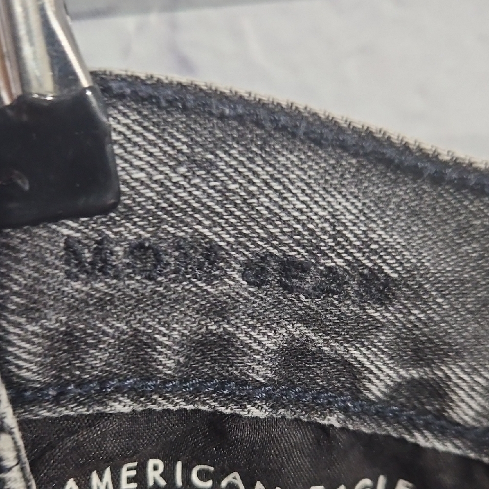 American Eagle Outfitters Mom Jean Gray Ripped Skinny Jeans - Picture 8 of 8